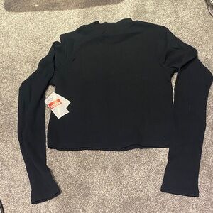 Abound Black Long Sleeve Women's Top waffle style fits small 17 PTP